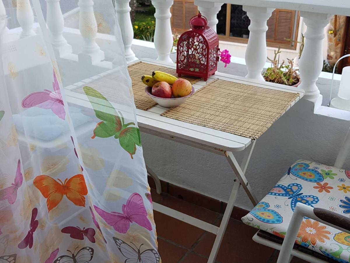 La Calma Guest House - Sea View - Private Spaces 100M Beach Канделарія Екстер'єр фото