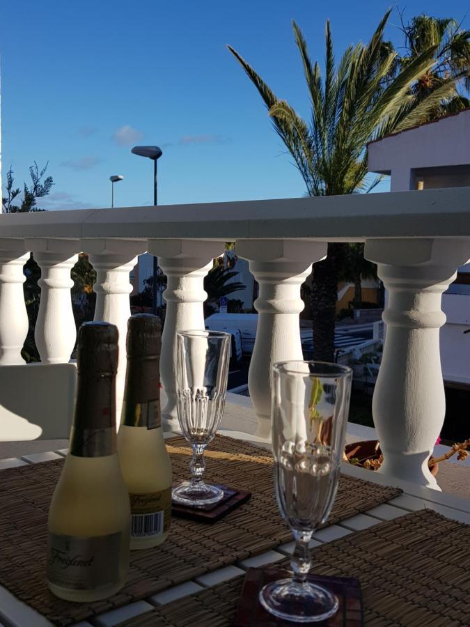 La Calma Guest House - Sea View - Private Spaces 100M Beach Канделарія Екстер'єр фото
